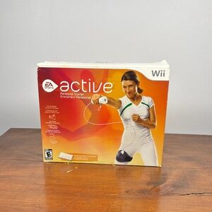 NWT Wii EA Sports Active Personal Trainer Open Box Sealed Game and Equipment.